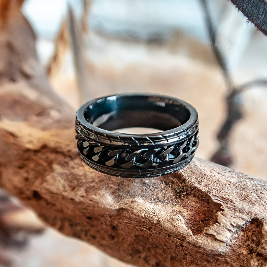 Anillo black chains